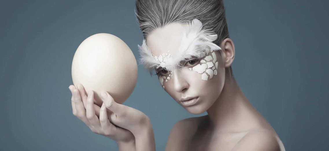 fashion-model-holding-ostrichs-egg-5PXR8FG-scaled.jpg